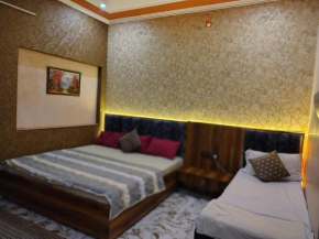 Varanasi Holiday Stay